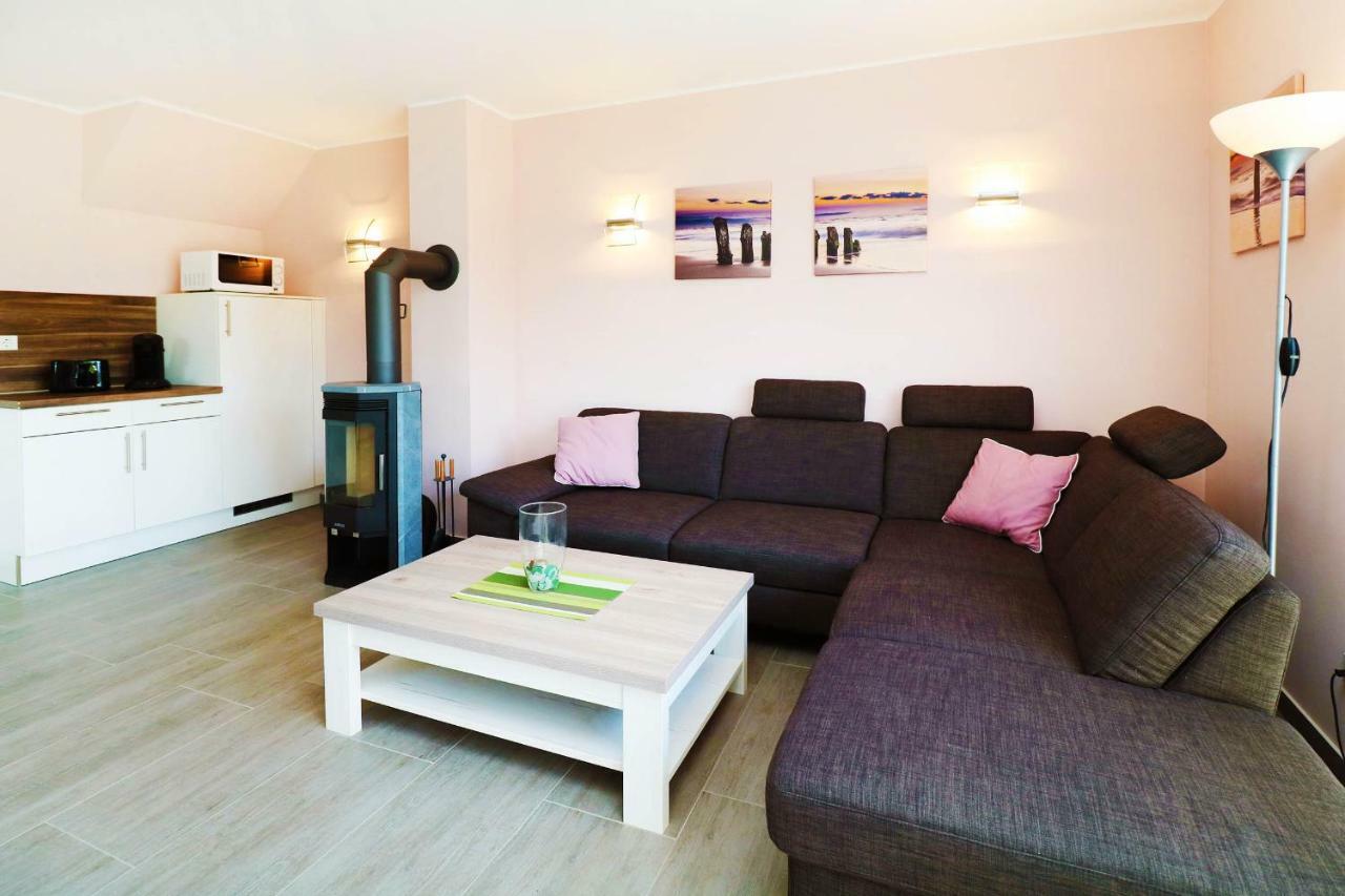 Ferienhaus Wis Mit Sauna Karlshagen Esterno foto