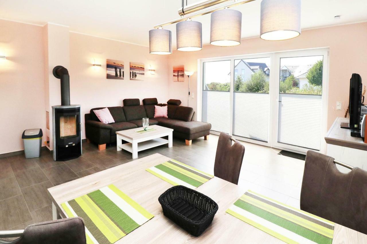 Ferienhaus Wis Mit Sauna Karlshagen Esterno foto