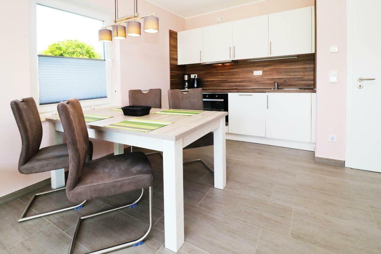 Ferienhaus Wis Mit Sauna Karlshagen Esterno foto