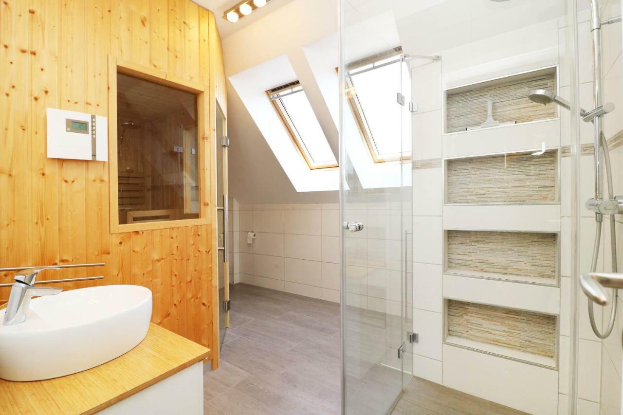 Ferienhaus Wis Mit Sauna Karlshagen Esterno foto